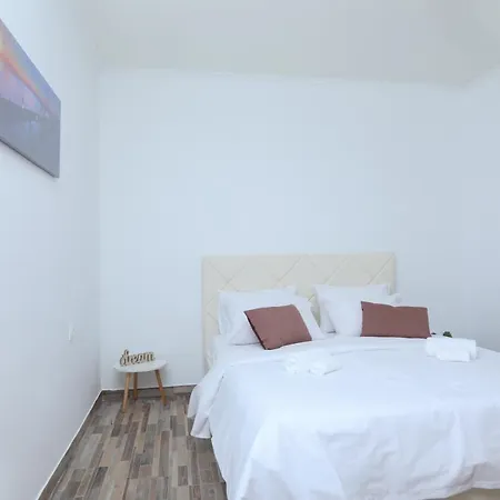Casa Di Pietra Apartment